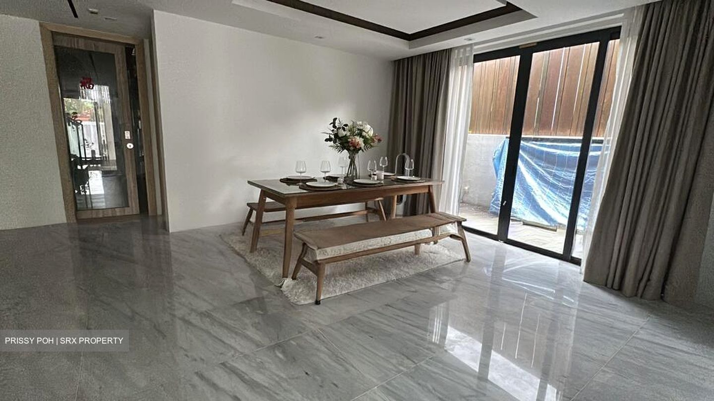 Lucky Hills (D16), Terrace #497719351